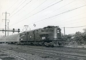 Conrail | Rahway, New Jersey | Altoona Works class GG1 #4874 motor | NY to Bayhead commuter train | August 1976 | Ed Kaspriske photograph / collection