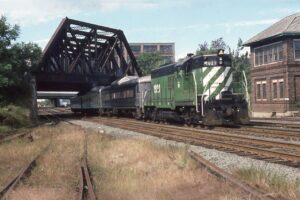 Massachusetts Bay Transportation Authority | MBTA | Boston, Massachusetts | EMD GP9 1921 diesel-electric locomotive | commuter train | September 1985 | Frank Etzel photograph / collection