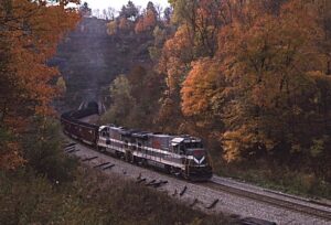 Monongahela Railroad | White Cottage, Pennsylvania | GE SSB23-7 #2305 + 1 diesel-electric locomotives | October 21, 1991 | Carl Perelman photograph | Frank Etzel collection