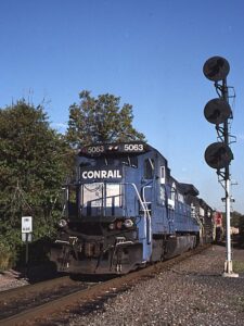 Conrail | Port Reading, New Jersey | GE B40-8 #5063 + 2 diesel-electric locomotives | CCAL freight | December 7, 1997 | Frank Etzel photograph / collection