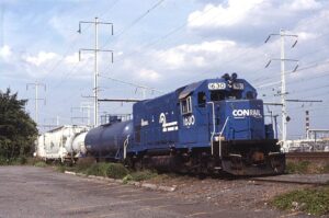Conrail | Linden, New Jersey | EMD GP15-1 #1630 diesel-electric locomotive | switching Linden Yard | August 13, 1991 | Frank Etzel photograph / collection