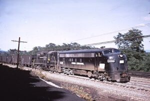 Penn Central Transportation Company | Altoona, Pennsylvania | EMD FP7 #4326 and GP9 #7163 diesel-electric locomotives | freight service | November 1968 | Ken Kulick photograph / collection