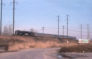 Amtrak | North Bergen, New Jersey | Altoona Works GG1 #916 electric motor | Westbound Train #211 | December 1975 | Ken Kulick photograph / collection