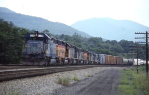 CSX Transportation | Clifton Forge, West Virginia | EMD GP39-2 #4290 + 7 diesel-electric locomotives | freight service | July 5, 1989 | John Roberts photograph | Dick Flock collection
