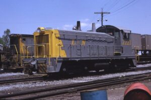 Louisville and Nashville Railroad | Evansville, Kentucky | EMD SW7 #2273 diesel-electric locomotive | June 1971 | Ken Kulick photograph / collection