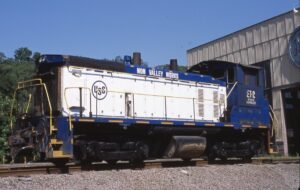 United States Steel | Hall, Pennsylvania | EMD SW1500 #ET-2 diesel-electric locomotive | July 16, 2008 | Gordon Lloyd, Jr. photograph | Stephen Timko collection