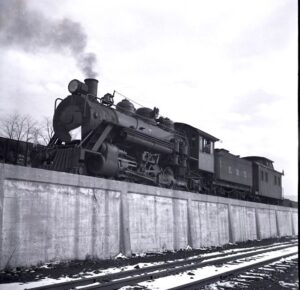 East Broad Top Railroad | Rockhill Furnace, Pennsylvania | Baldwin 2-8-2 #18 narrow gauge steam locomotive | on coaling ramp | October 1954 | Fielding Lew Bowman photograph / collection