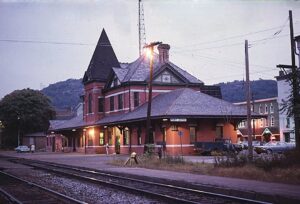 Erie Lackawanna Railroad | ex – Erie Railroad | Port Jervis, New York | Passenger Train Station | October 1969 | Ken Kulick photograph / collection