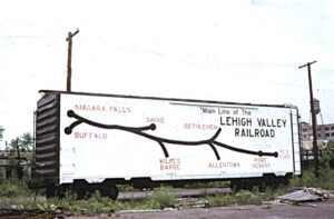 Lehigh Valley Railroad | Jersey City, New Jersey | Billboard Map Box car | June 1974 | Frank Battito photograph | Mitchell E. Dakelman collection
